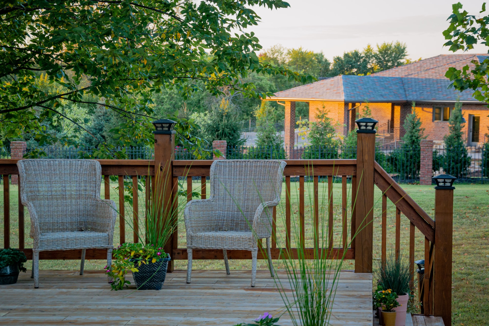 10 Essential Tips for Creating a Relaxing Outdoor Oasis